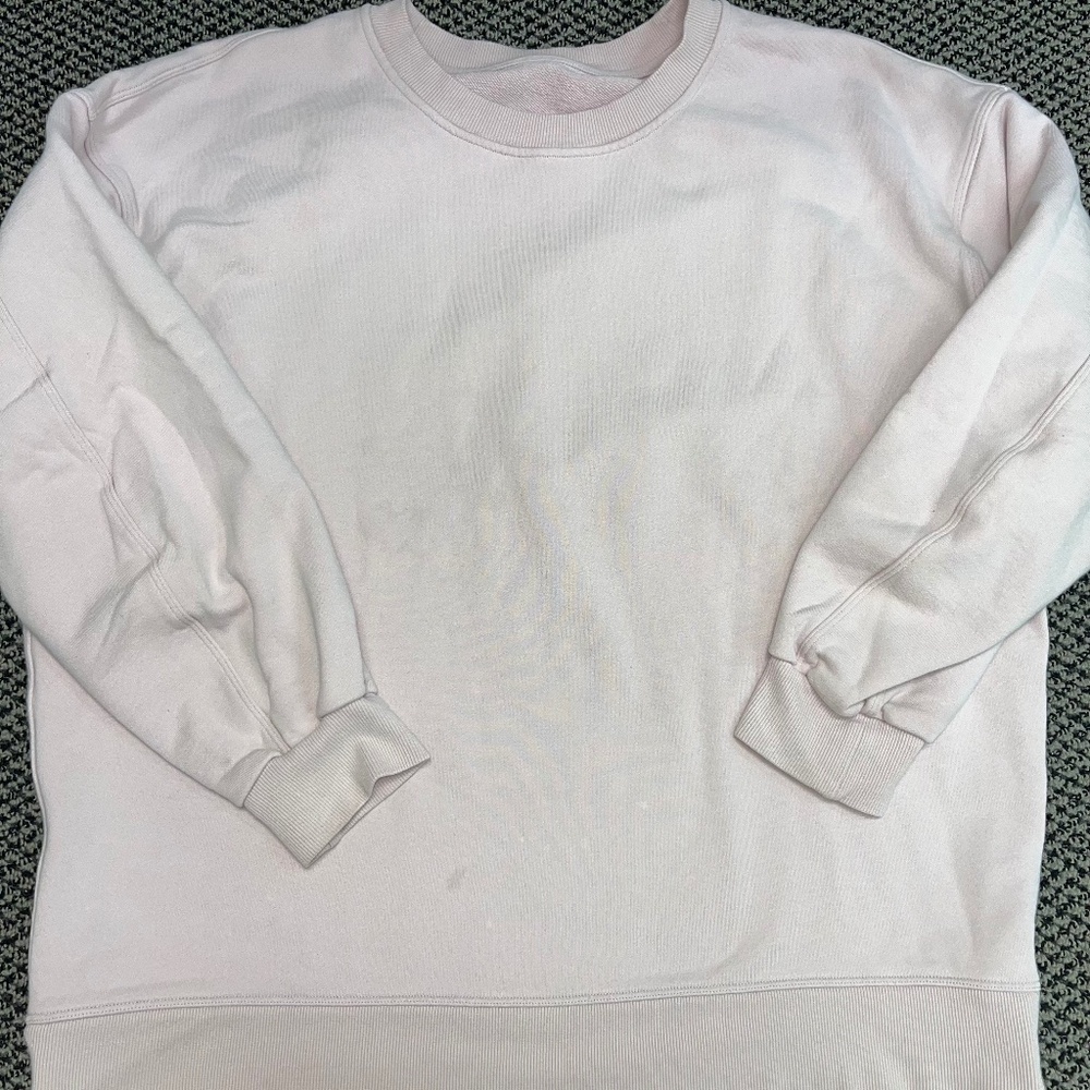 LULULEMON SOFT PINK CREWNECK SWEATSHIRT M 8-10